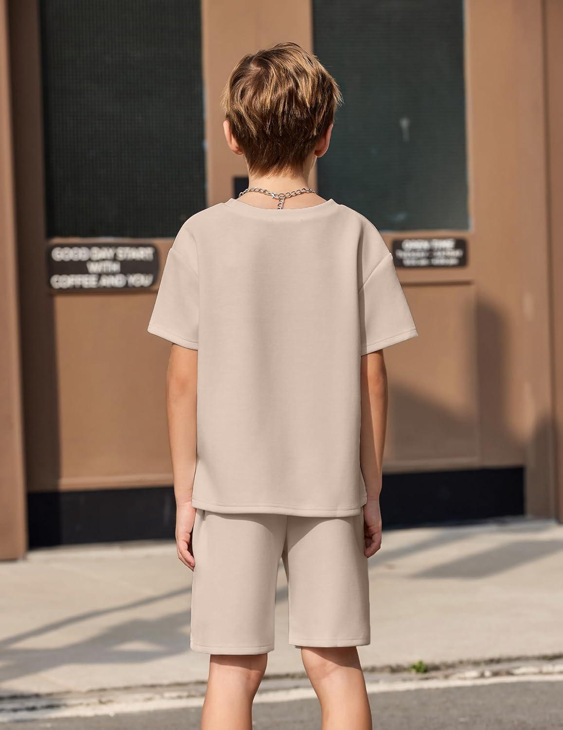 image:imageArshiner Kids Boy Drop Shoulder Tee amp Drawstring Waist Shorts With Chain NecklaceKhaki