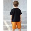 Arshiner Kids Boy Drop Shoulder Tee & Drawstring Waist Shorts With Chain Necklace(Black Print & Brown)
